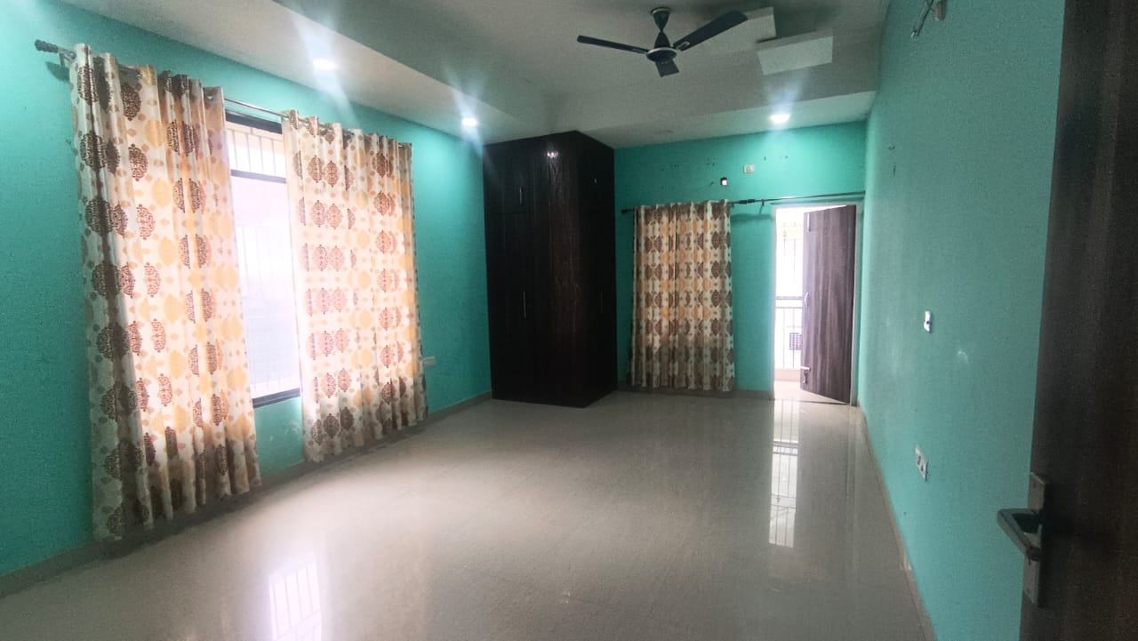 Unfurnished 3bhk in Survey (Beltola), Beltola Tiniali, Guwahati, Assam, India for Rent